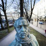 4 – Helsinki Statue Selfie